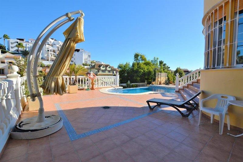4 bedroom villa for sale in Andalucia, Malaga, Benalmádena, Spain