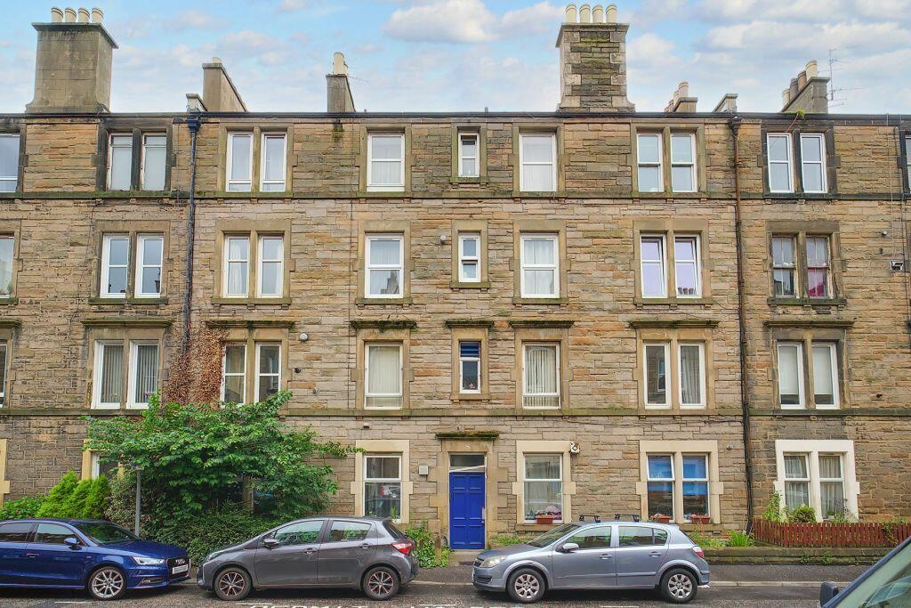 Main image of property: 8 (2f1), Dalgety Avenue, Edinburgh, EH7 5UE