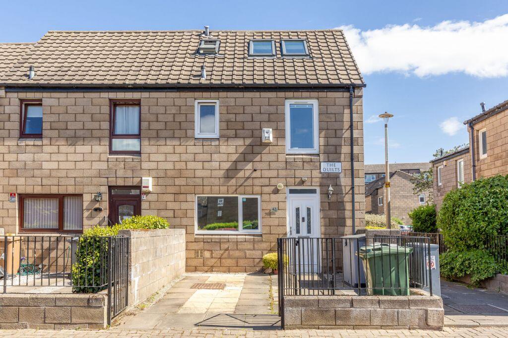 3 bedroom end of terrace house