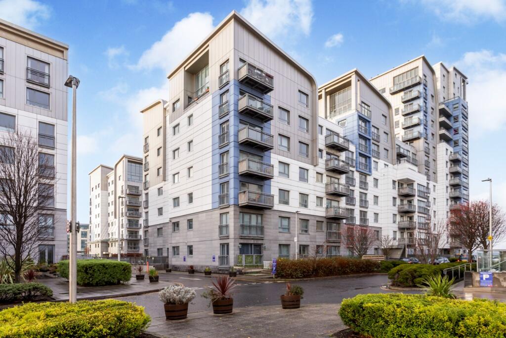 Main image of property: 7/14 Western Harbour Midway, Newhaven, Edinburgh, EH6 6LE