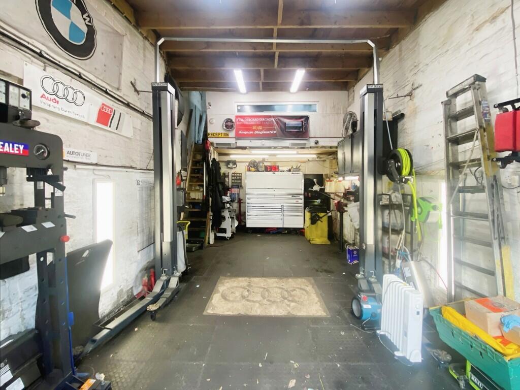Main image of property: 72a Southampton Street, Reading, Berkshire, RG1