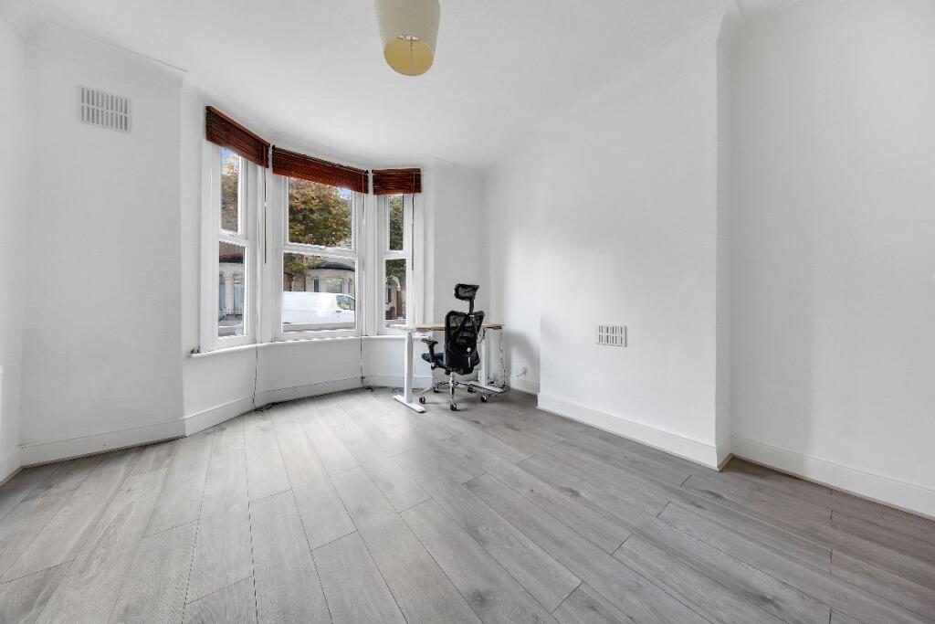 Main image of property: Warwick Road, Stratford, E15