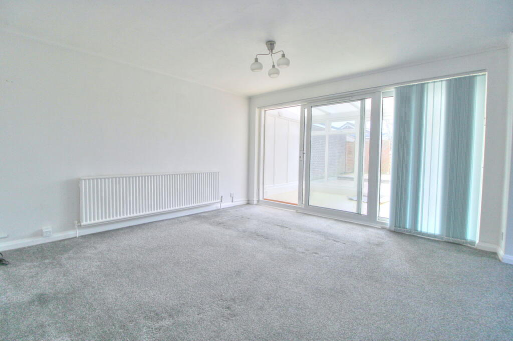 Additional property image - Gainsborough Crescent, Eastbourne, BN23 7NL