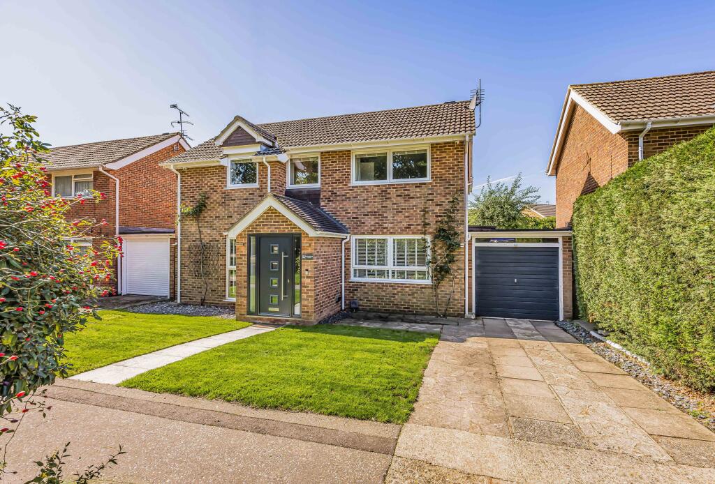 Main image of property: 5 Guildford Place, East Broyle, Chichester