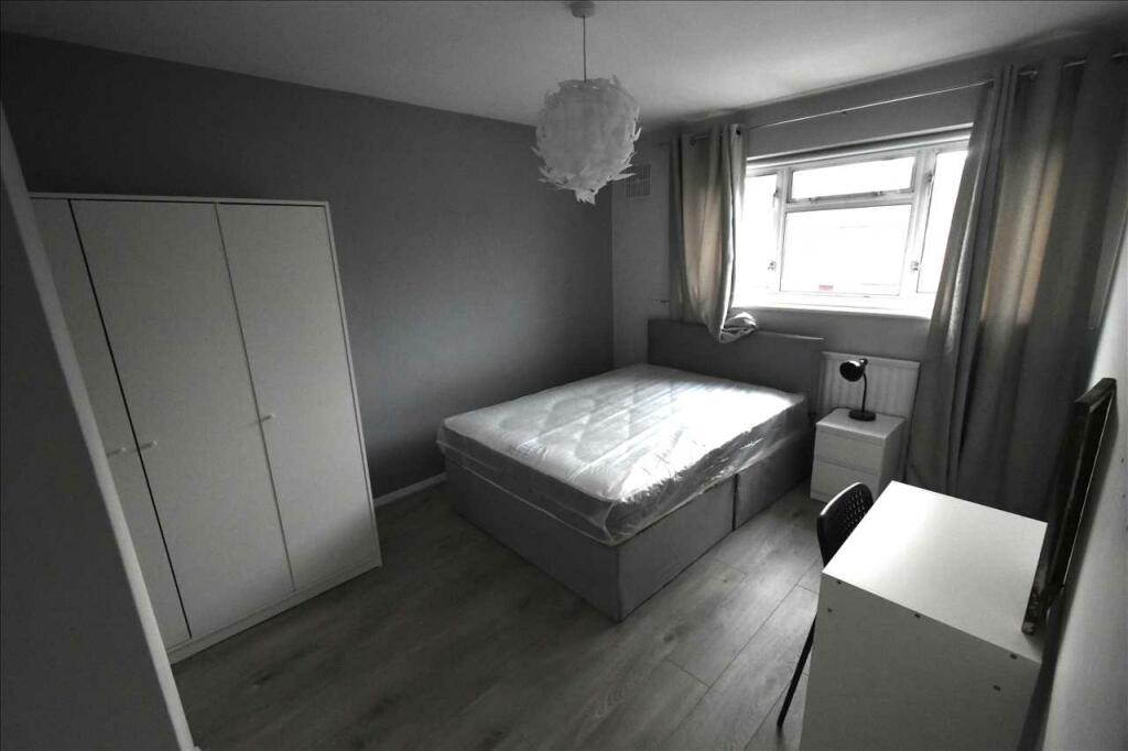 1 bedroom house share for rent in Kirby Road, Room 3, Dartford, DA2