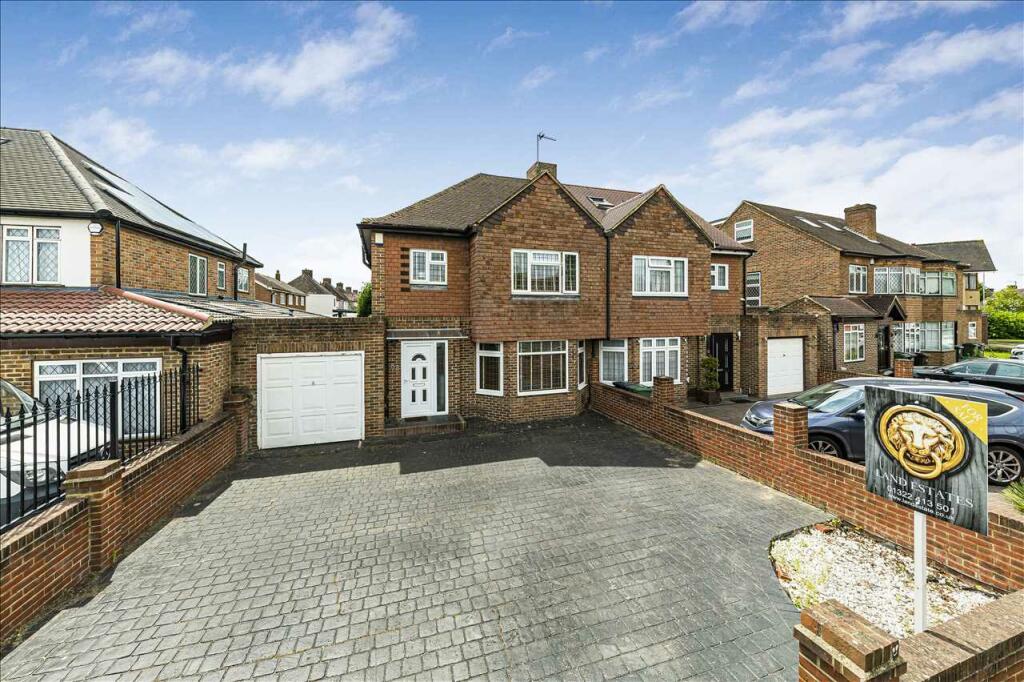 3 bedroom house for sale in Shepherds Lane, Dartford, DA1