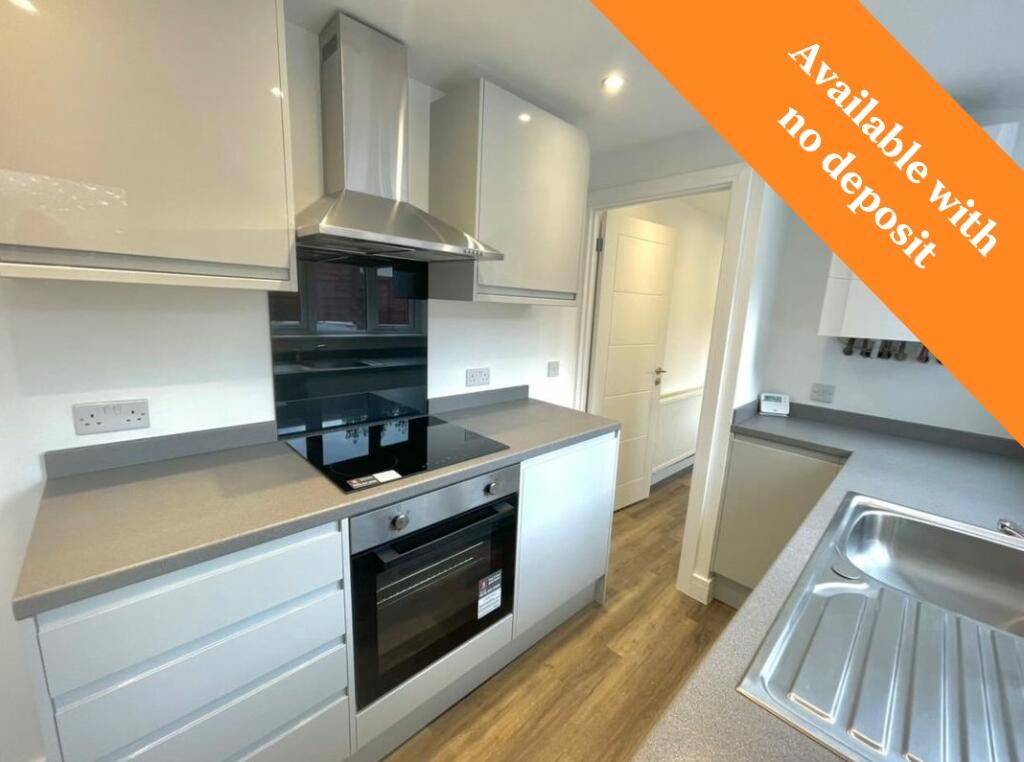 2 bedroom terraced house for rent in Mayfield Road, Gosport, Hampshire