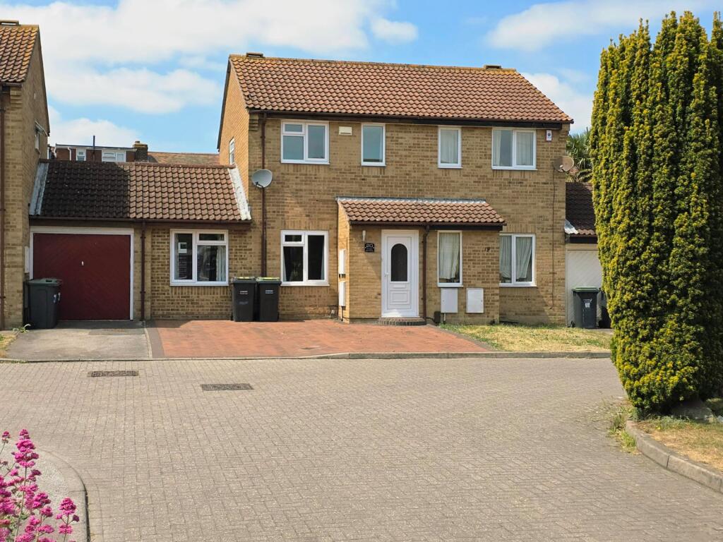 Main image of property: Foxlea Gardens, Elson, Gosport, Hampshire, PO12