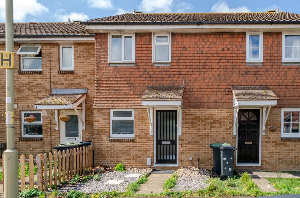 Main image of property: Harrier Close, Lee-on-the-Solent, Hampshire, PO13