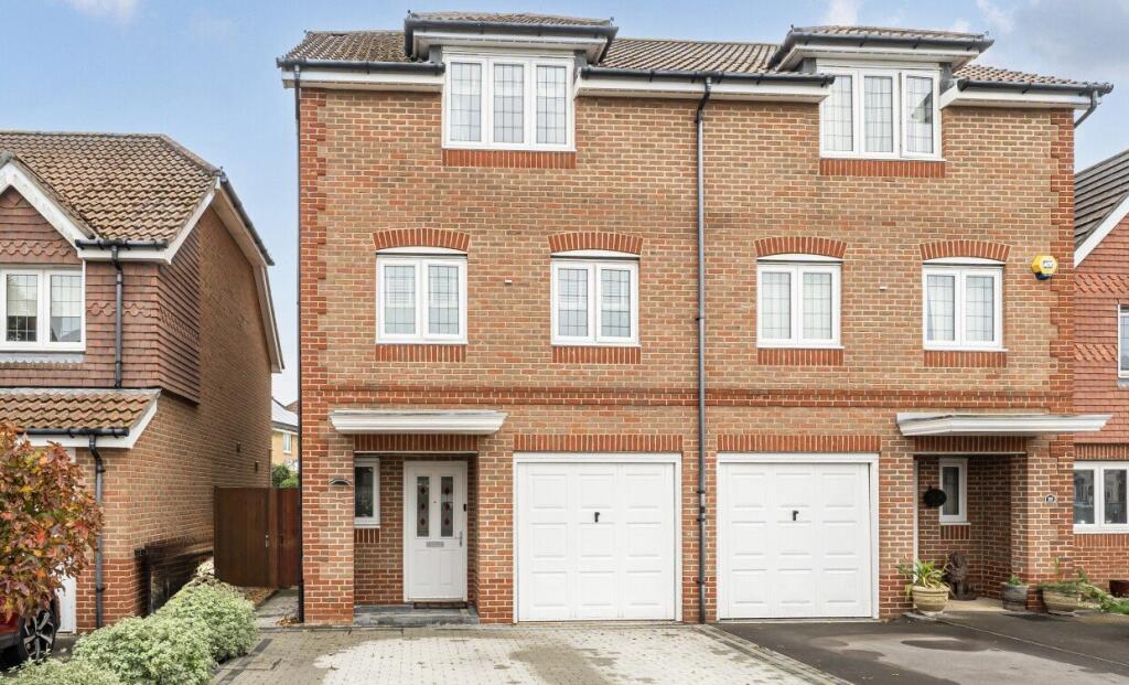 Main image of property: Tiger Moth Close, Lee-on-the-Solent, Hampshire, PO13
