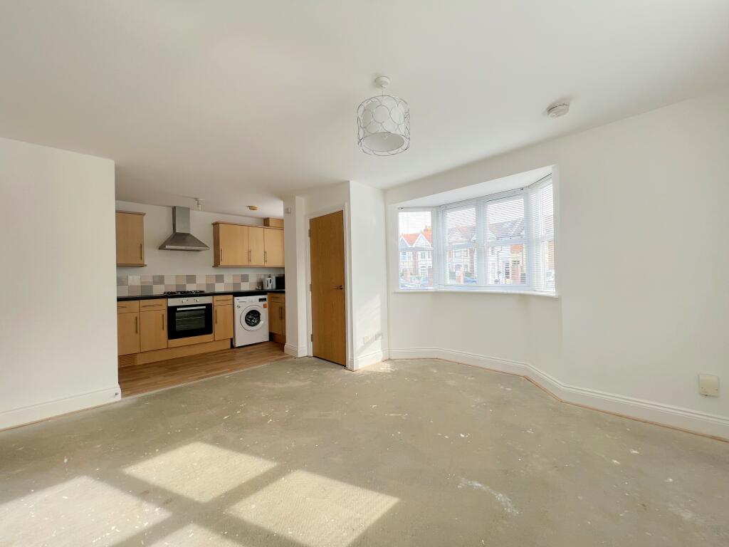 1 bedroom flat for sale in Beresford Road, Portsmouth, PO2