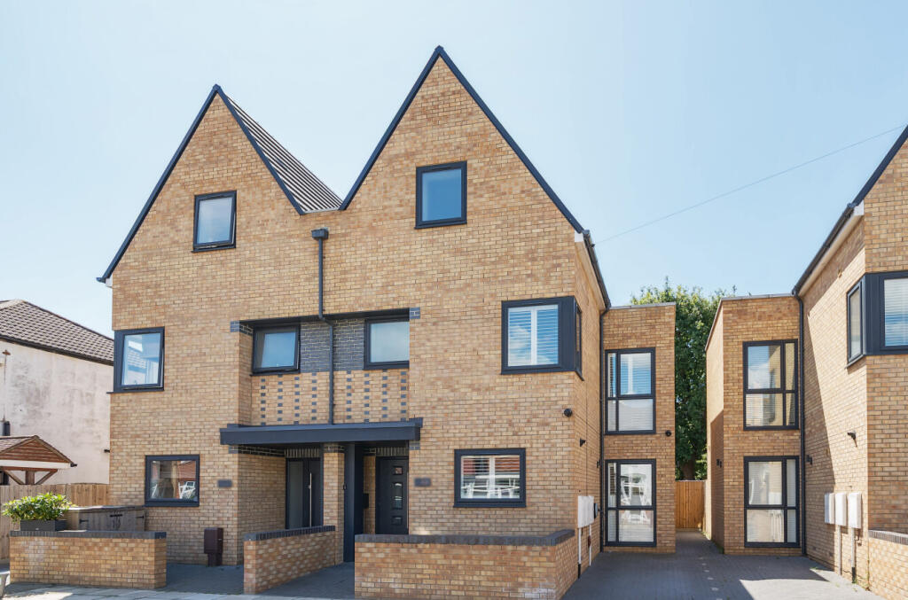 Main image of property: Compton Road, Portsmouth, Hampshire, PO2