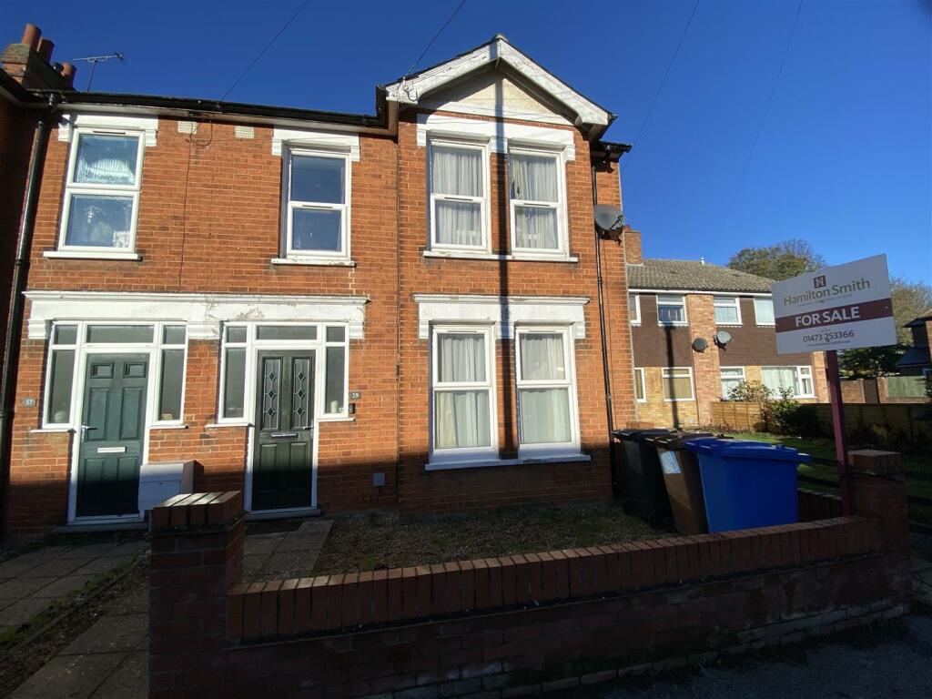3 bedroom semidetached house for sale in Rushmere Road, Ipswich, IP4