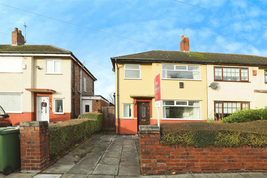 3 bedroom semidetached house for sale in Hartdale Road, Thornton