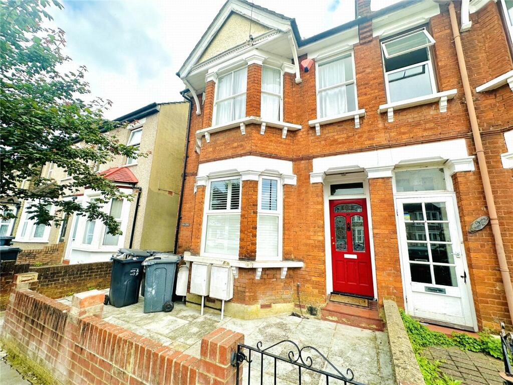 Main image of property: Waddon Park Avenue, Old Town Croydon, CR0