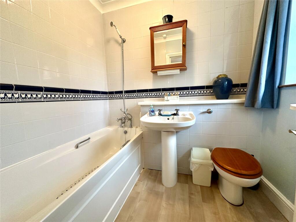 Additional property image - Steep Hill, PARK HILL, EAST CROYDON, CR0