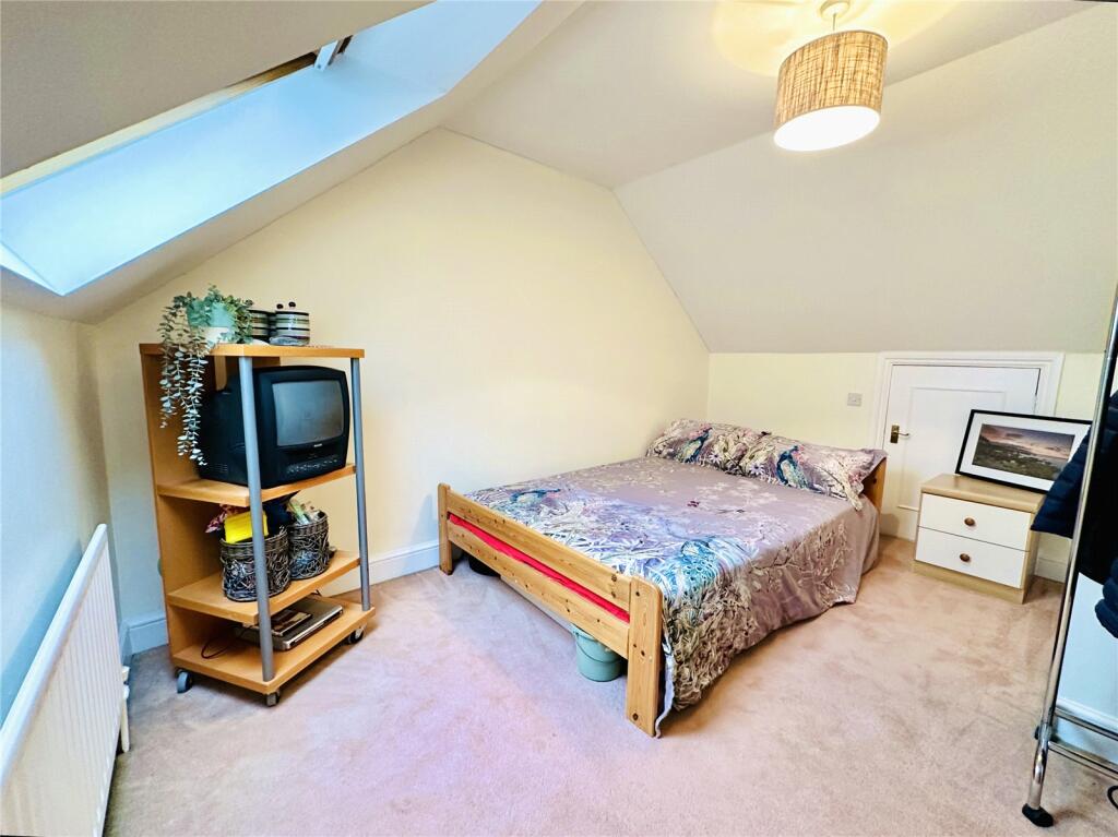 Additional property image - Steep Hill, PARK HILL, EAST CROYDON, CR0