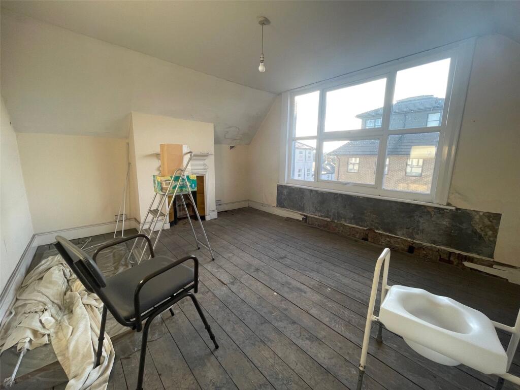 Additional property image - Selsdon Road, South Croydon, CR2