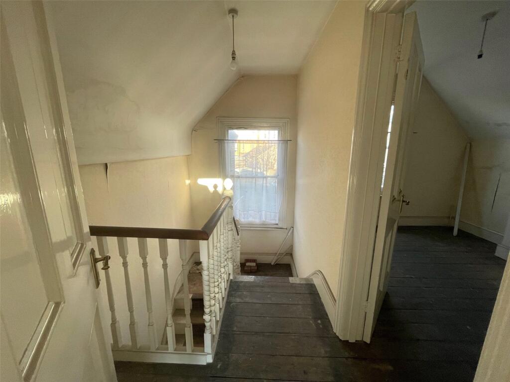 Additional property image - Selsdon Road, South Croydon, CR2