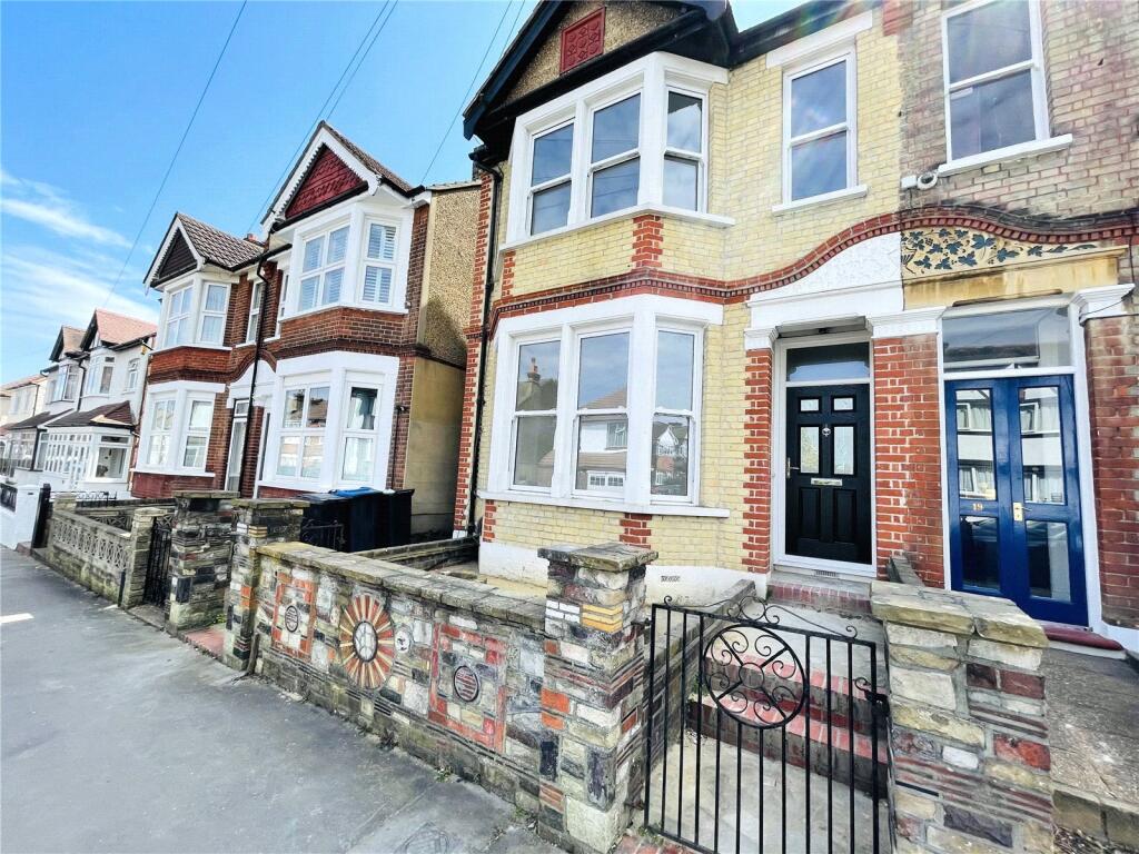 Main image of property: Alton Road, Croydon, Waddon, CR0