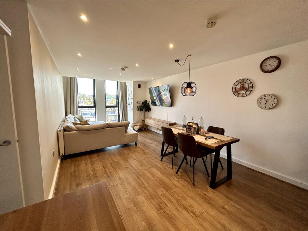 Main image of property: Masons Avenue, Croydon, CR0