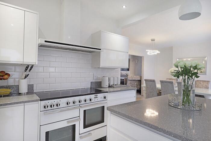 Additional property image - High Street, Ongar, CM5