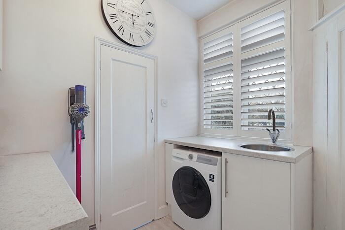 Additional property image - High Street, Ongar, CM5
