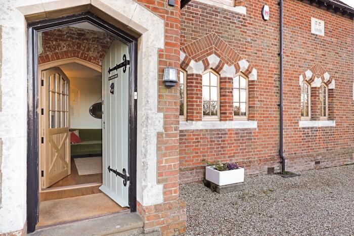 Additional property image - Stony Lane, Bobbingworth, CM5