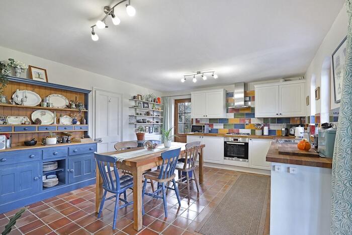 Additional property image - Stony Lane, Bobbingworth, CM5