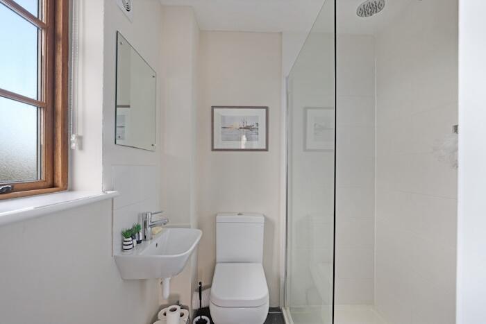 Additional property image - Stony Lane, Bobbingworth, CM5
