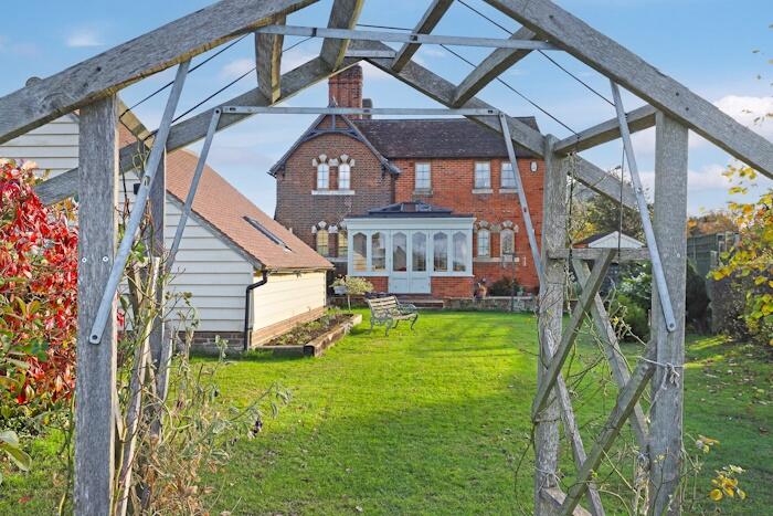 Additional property image - Stony Lane, Bobbingworth, CM5