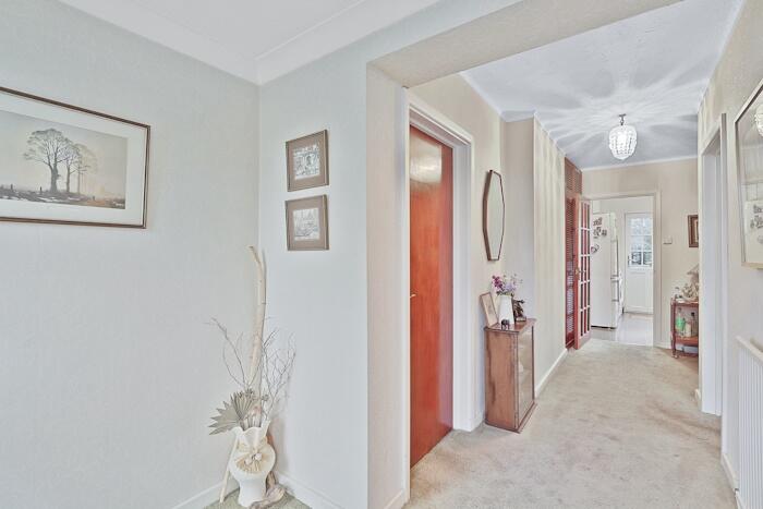 Additional property image - Longfields, Ongar, CM5