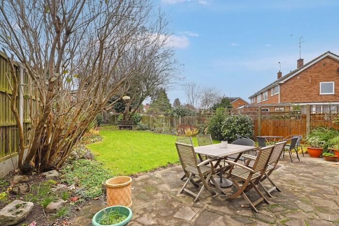 Additional property image - Longfields, Ongar, CM5