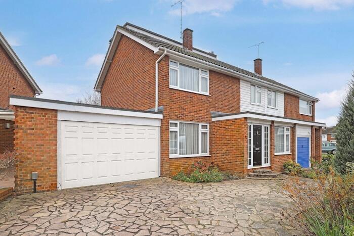 Additional property image - Longfields, Ongar, CM5