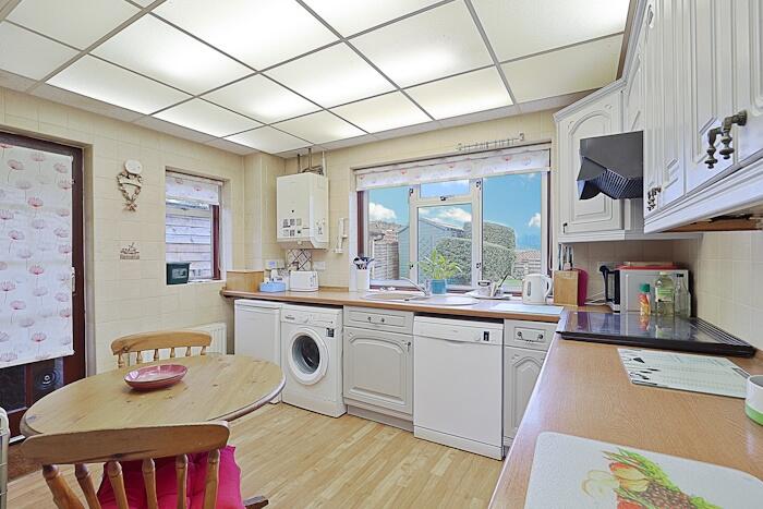 Additional property image - High Ongar Road, Ongar, CM5