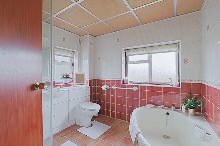 Additional property image - High Ongar Road, Ongar, CM5
