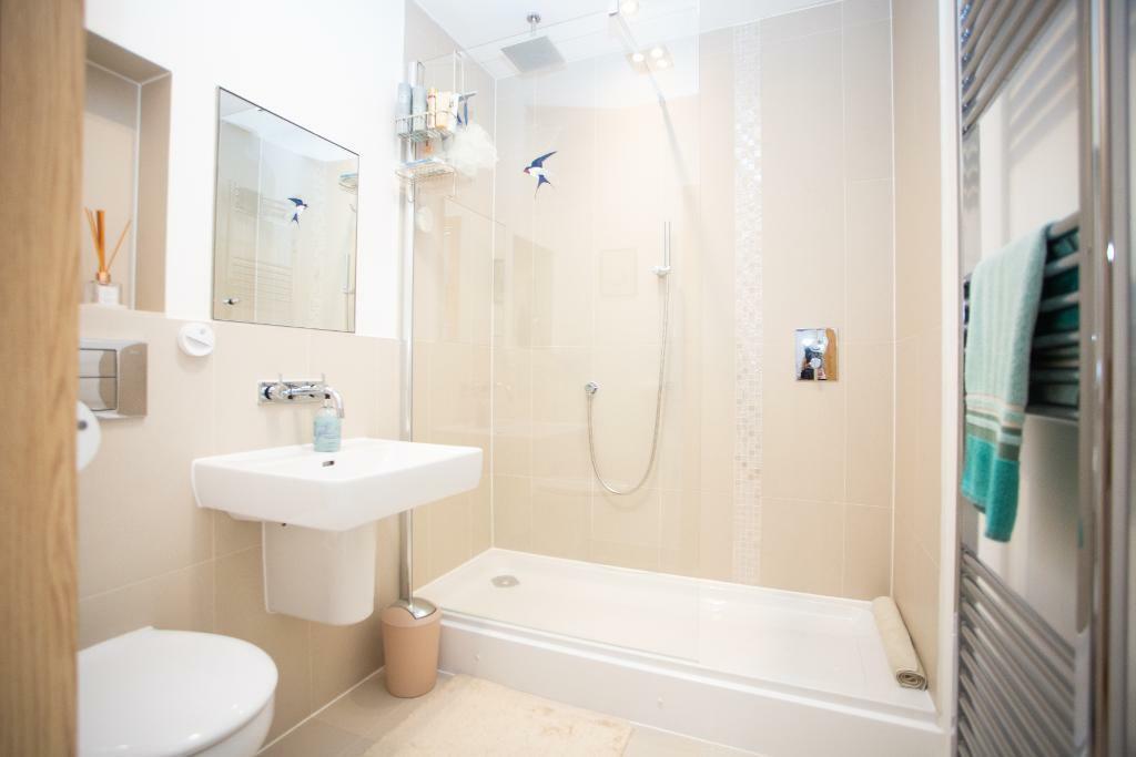 2 bedroom apartment for sale in Mayfield Grange, Little Trodgers Lane