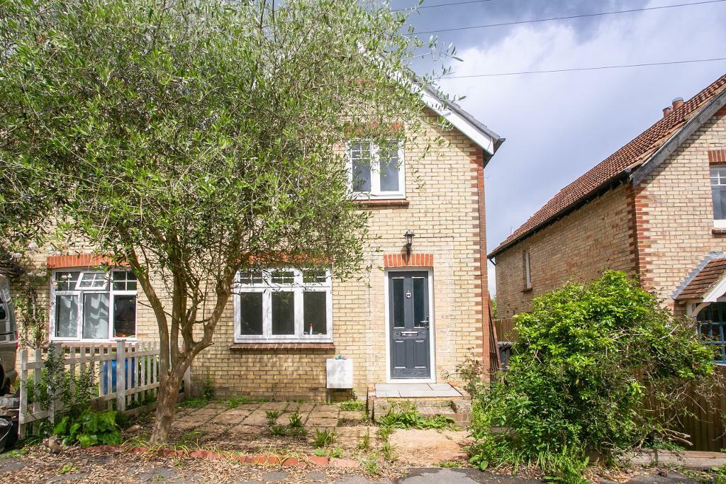 3 bedroom semidetached house for sale in Manor Road, Horam, East Sussex, TN21 0EX, TN21