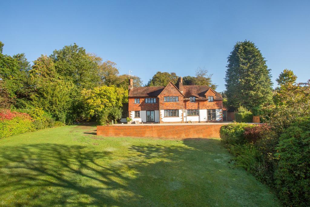 Main image of property: Possingworth Close, Cross in Hand, Heathfield, East Sussex, TN21 0TL