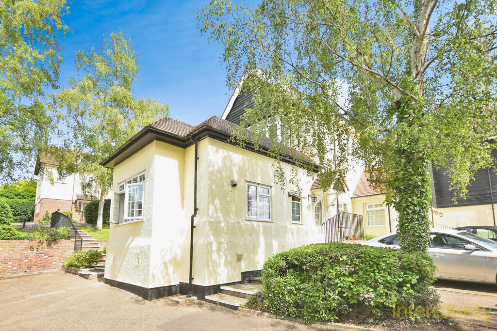 Main image of property: Cedar Court, Rye Street, Bishops Stortford, Herts, CM23
