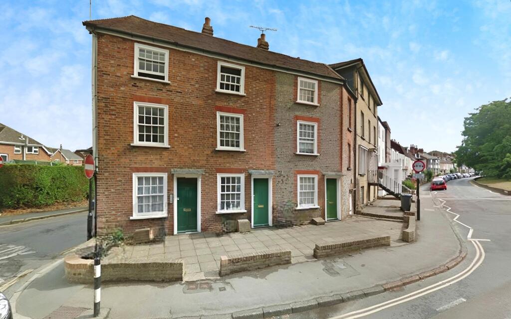 Main image of property: Carisbrooke Road, Newport