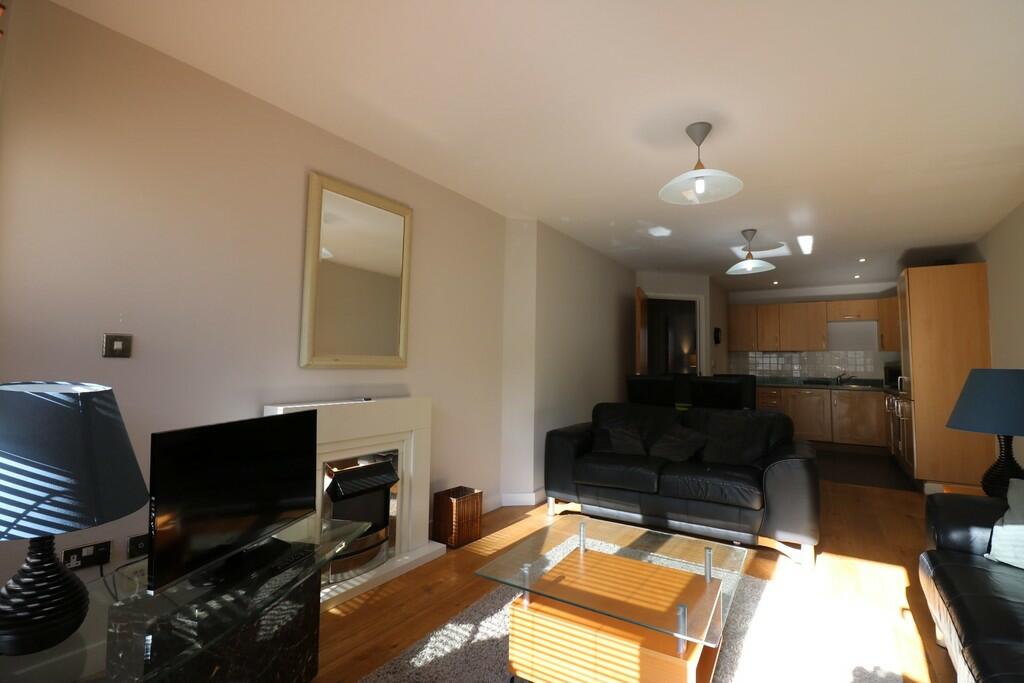 2 bedroom apartment for rent in Flat 15, 57 Queens Dock Avenue, HU1