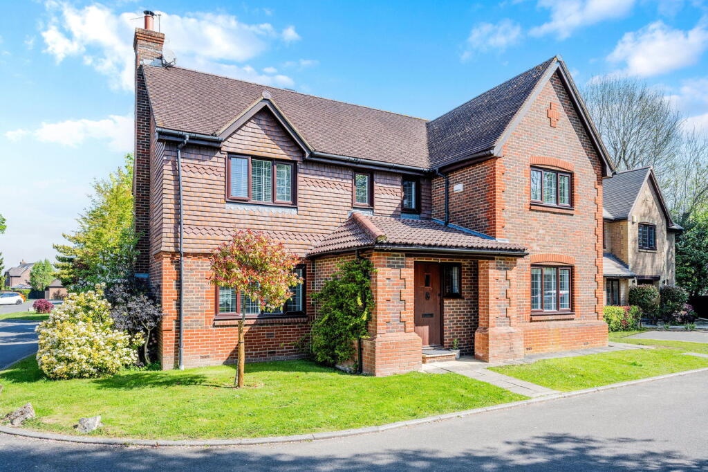 Main image of property: New Place Gardens, Lingfield, RH7 6JD