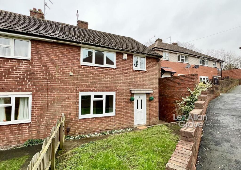 3 bedroom semidetached house for sale in Hyatts Walk, Rowley Regis, B65
