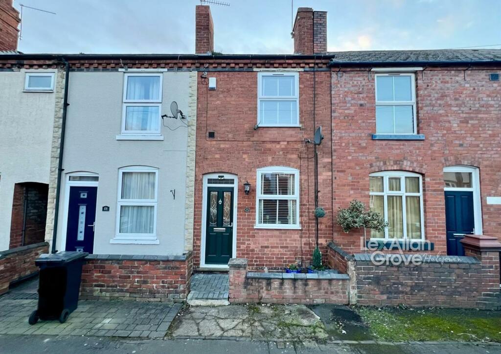 2 bedroom terraced house for sale in Cherry Street, Halesowen, B63