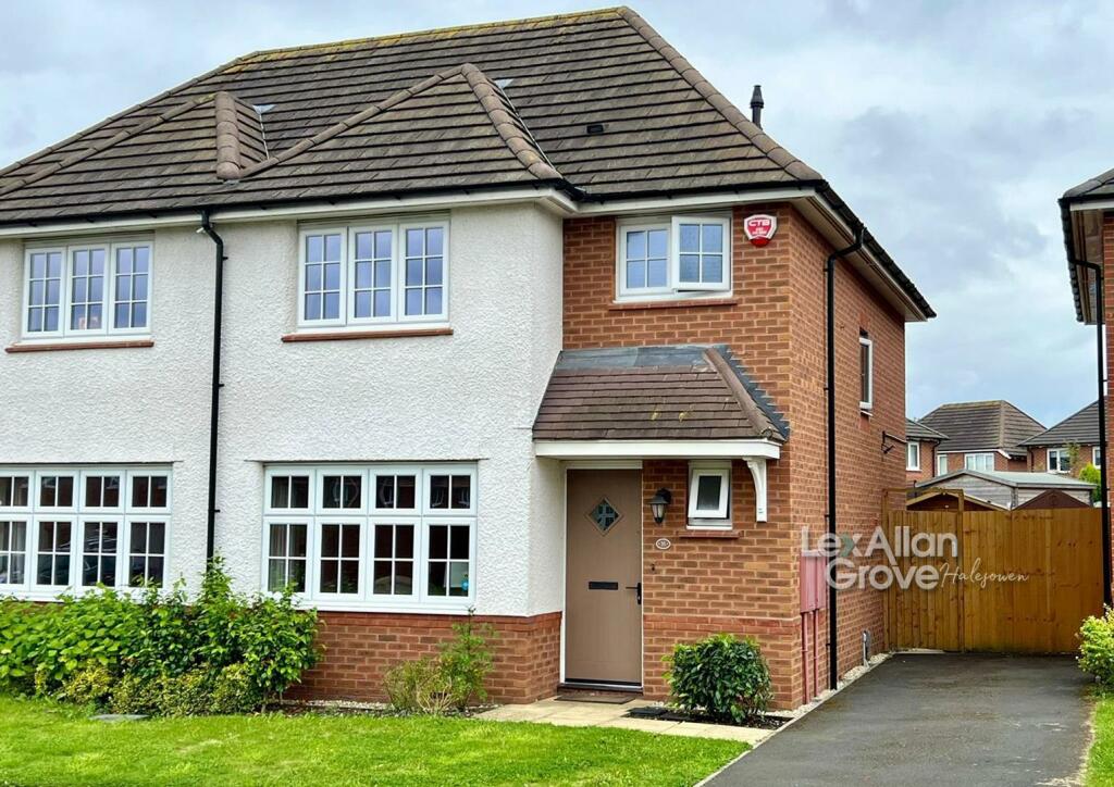 3 bedroom semidetached house for sale in Bill Thomas Way, Rowley Regis, B65