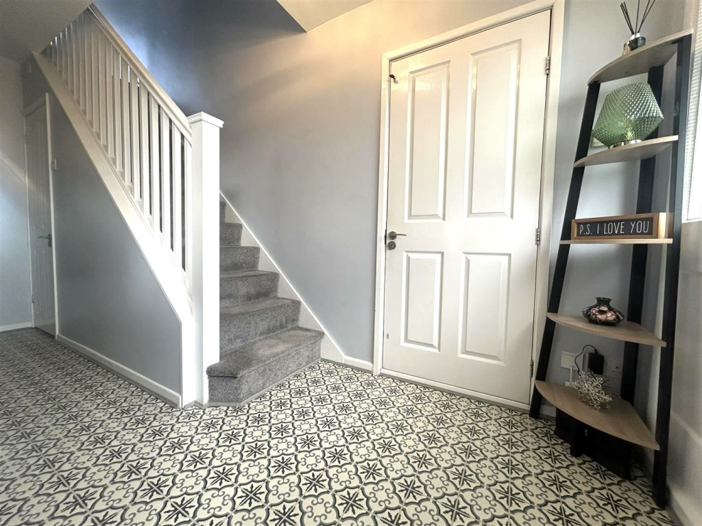 Additional property image - Broadway Avenue, Halesowen