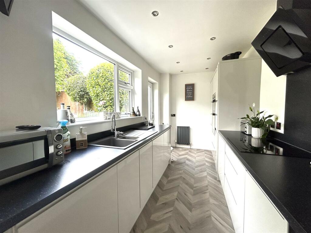 Additional property image - Broadway Avenue, Halesowen