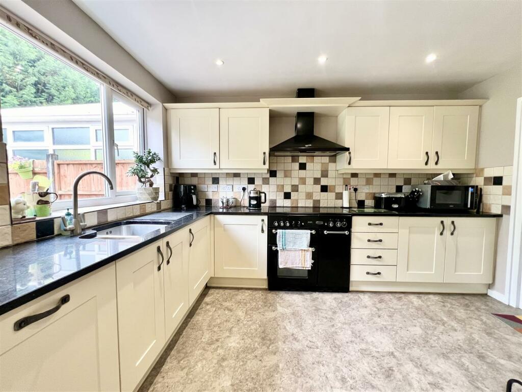 Additional property image - Cherry Tree Lane, Halesowen