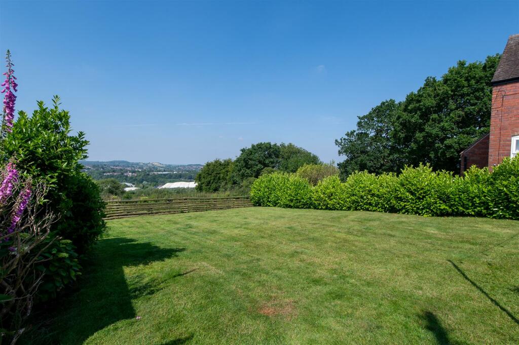 Additional property image - Mucklow Hill, Halesowen